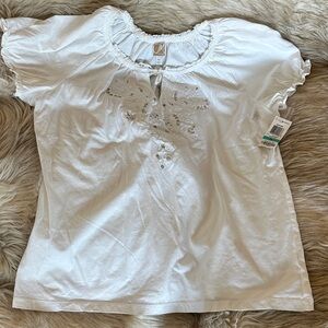 JM Collection White Ruffled Blouse